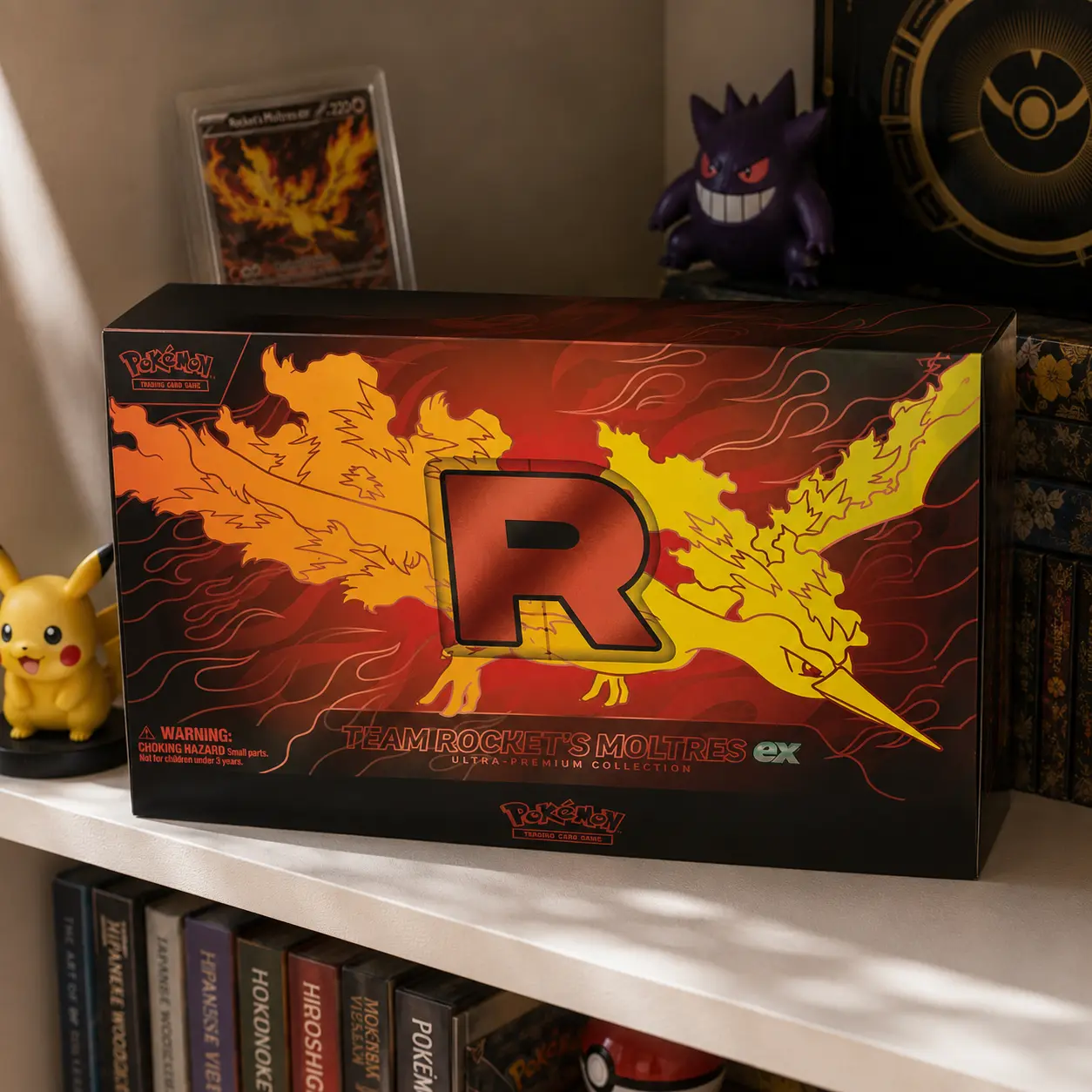 Pokemon Team Rocket's Moltres ex Ultra Premium Collection (B-Ware) - Image 2